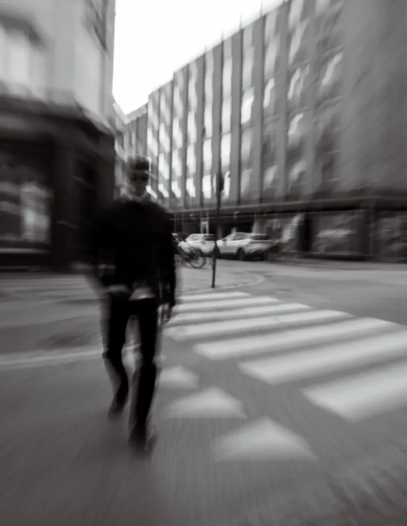 Fashion film og content produceret i København for Shaping New Tomorrow af Nineties™ – visuelt brandarbejde fra Danmark.